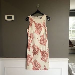 Beautiful cream and rose Ann Taylor dress, size 4